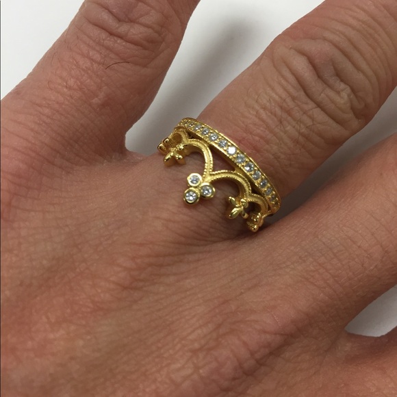 Sterling silver 925 crown dainty  princess ring - Picture 8 of 8